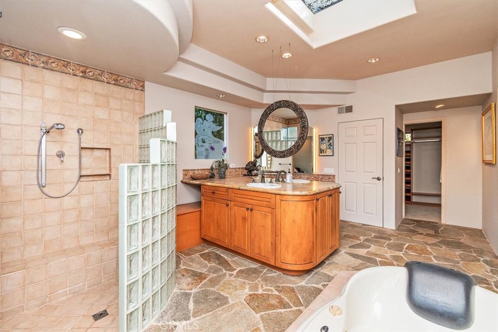 MLS #IG25262953 image #24