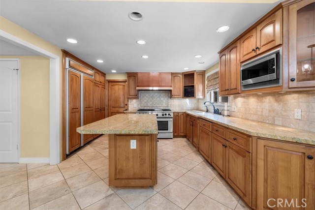 2320 Ralston Lane, Redondo Beach, California 90278, 4 Bedrooms Bedrooms, ,3 BathroomsBathrooms,Residential,Sold,Ralston,SB22238728