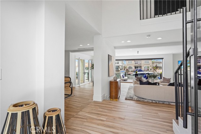 2c6ec028 3708 4ad3 9ae6 A4f721ccb3d9