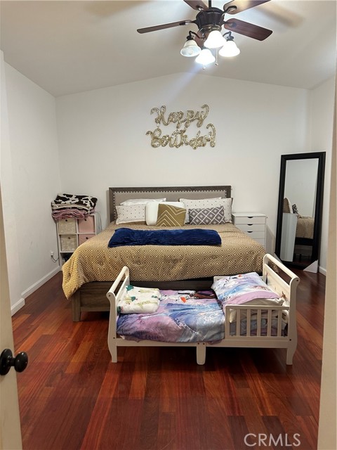 3913 Manquelo Court, Perris CA: https://media.crmls.org/medias/2c6ece81-7fb3-4416-a4f3-86ac7e97e056.jpg