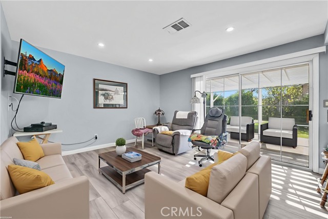 Detail Gallery Image 15 of 35 For 8635 Orange, Rancho Cucamonga,  CA 91701 - 4 Beds | 3 Baths