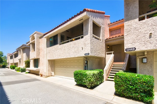 Detail Gallery Image 5 of 22 For 1144 Walnut Grove Ave #C,  Rosemead,  CA 91770 - 2 Beds | 3 Baths