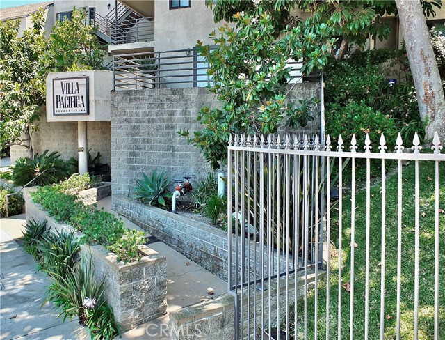 4138 E Mendez Street, Long Beach CA: https://media.crmls.org/medias/2c7175ec-21f0-4f97-abc1-1df48b19d767.jpg