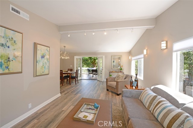 Detail Gallery Image 18 of 73 For 84 Sherwood Dr, Westlake Village,  CA 91361 - 3 Beds | 2 Baths