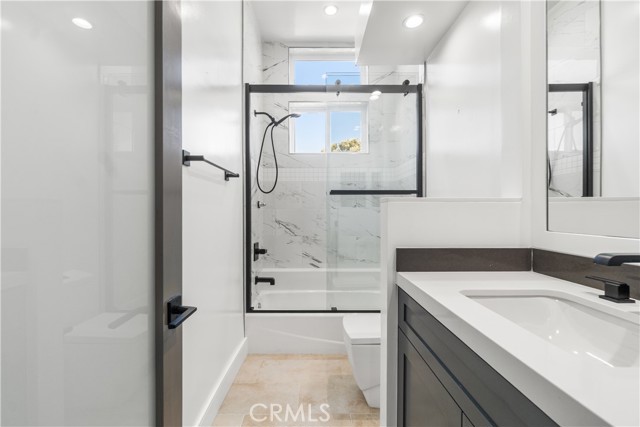 Detail Gallery Image 39 of 50 For 1303 Harkness Ln, Redondo Beach,  CA 90278 - 5 Beds | 4/1 Baths