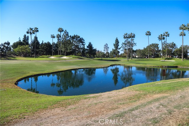 Detail Gallery Image 10 of 23 For 2324 Sunningdale Dr, Tustin,  CA 92782 - 2 Beds | 2/1 Baths