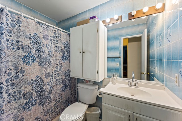 Detail Gallery Image 13 of 38 For 13876 Gavina Ave, Sylmar,  CA 91342 - 3 Beds | 2 Baths