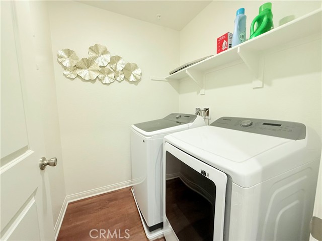 8543 Midway Lane, Chino CA: https://media.crmls.org/medias/2c730d8c-afa7-4fa6-8f41-15e649574417.jpg