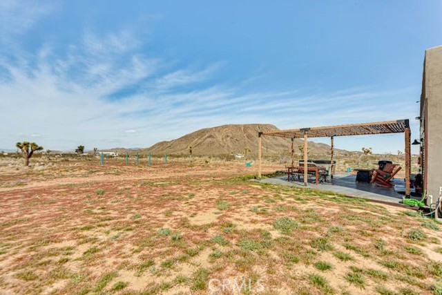 Detail Gallery Image 3 of 28 For 58725 Botkin Rd, Landers,  CA 92285 - 3 Beds | 2 Baths