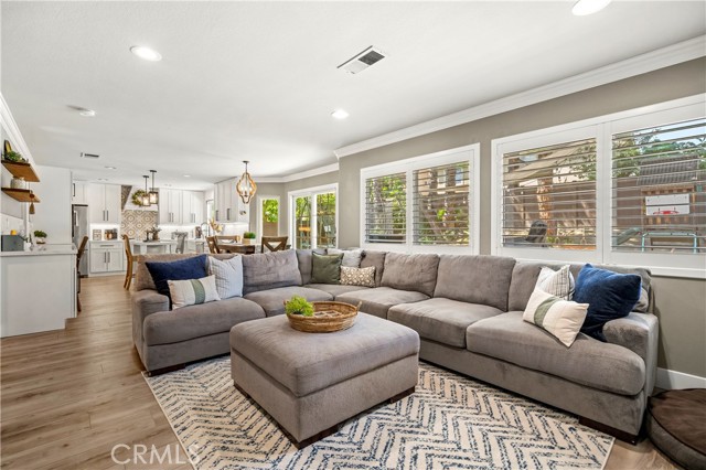 21 Mira Segura, Rancho Santa Margarita CA: https://media.crmls.org/medias/2c73af62-e620-4a98-8f52-d1dbfba7f1dd.jpg