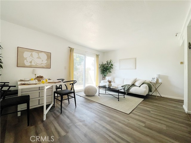 Detail Gallery Image 6 of 30 For 460 Golden Ave #316,  Long Beach,  CA 90802 - 1 Beds | 1 Baths