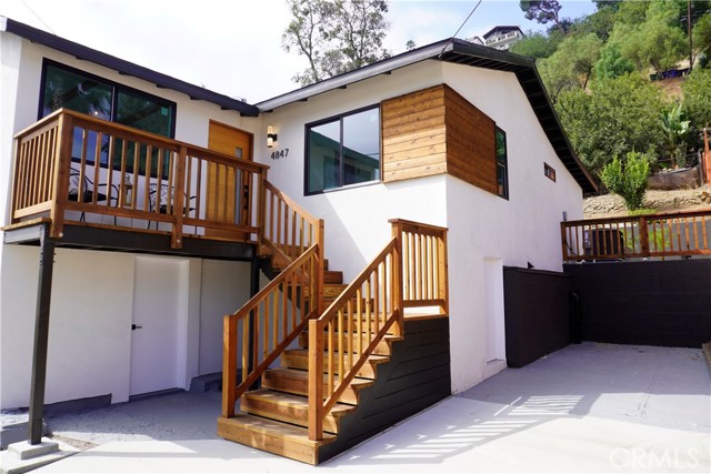 Detail Gallery Image 4 of 55 For 4847 Marmion Way, Los Angeles,  CA 90042 - 3 Beds | 1 Baths