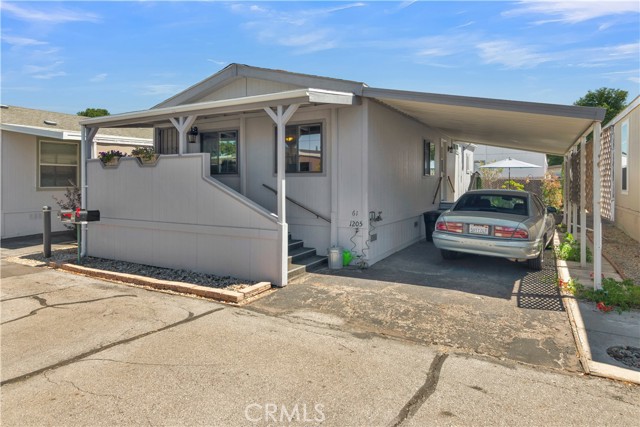 Detail Gallery Image 1 of 27 For 1215 El Camino Real #61,  Atascadero,  CA 93422 - 2 Beds | 2 Baths