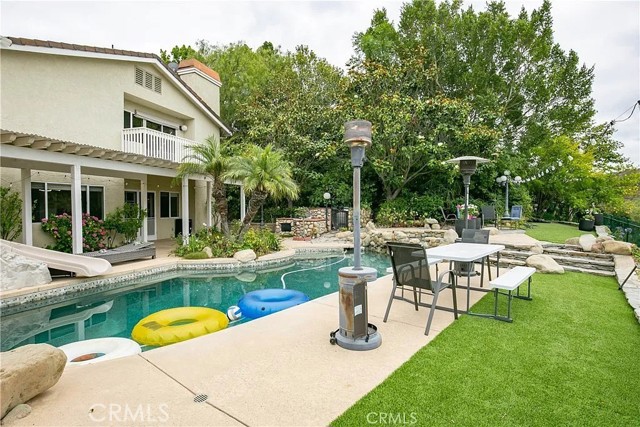287 Goldenwood Circle, Simi Valley CA: https://media.crmls.org/medias/2c76c8e2-e886-4f48-aa03-b14a34e927c1.jpg