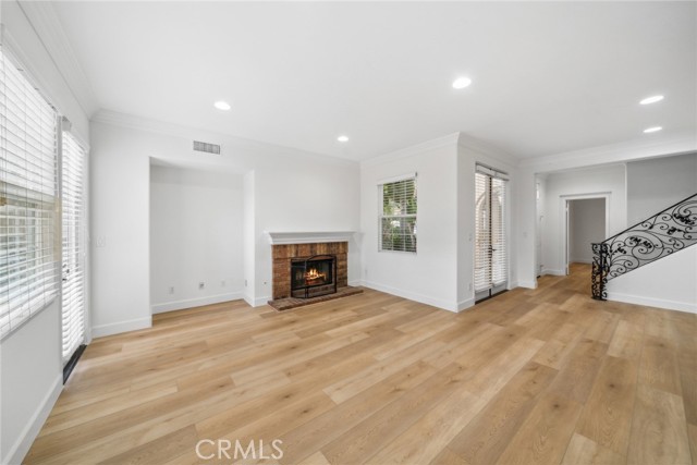 Detail Gallery Image 9 of 23 For 236 Terra Cotta, Irvine,  CA 92603 - 3 Beds | 2/1 Baths