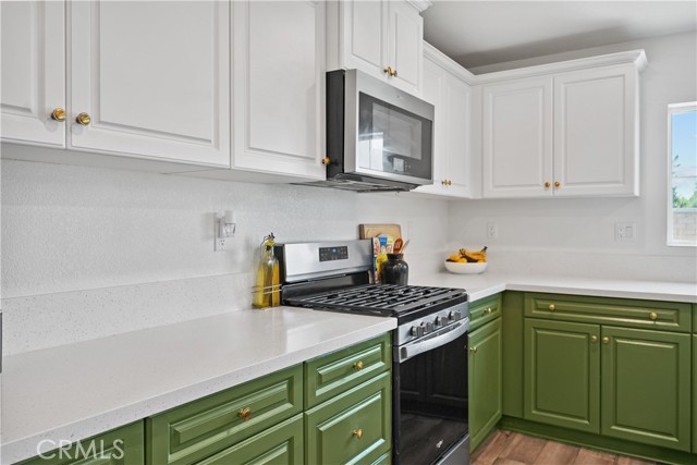 Detail Gallery Image 11 of 44 For 25467 Sedona Ln, Homeland,  CA 92548 - 5 Beds | 2/1 Baths