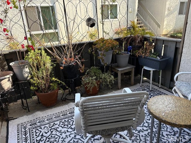 2821 S Fairview Street, Santa Ana CA: https://media.crmls.org/medias/2c77e1fe-d4f6-4bd3-84de-24c9f85f4fc2.jpg