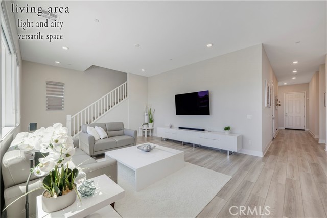 Detail Gallery Image 20 of 51 For 647 Pelion, Lake Forest,  CA 92630 - 5 Beds | 4 Baths