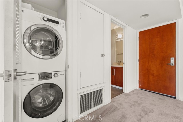 Detail Gallery Image 13 of 15 For 4702 Fulton Ave #202,  Sherman Oaks,  CA 91423 - 2 Beds | 2 Baths