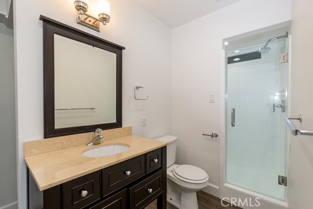 Detail Gallery Image 22 of 36 For 304 the Strand, Manhattan Beach,  CA 90266 - 4 Beds | 4/1 Baths