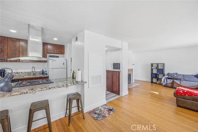 Detail Gallery Image 7 of 31 For 2155 Highpointe Dr #205,  Corona,  CA 92879 - 2 Beds | 2 Baths