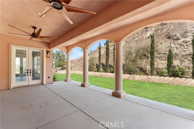 17190 Small Canyon Lane, Riverside CA: https://media.crmls.org/medias/2c790d77-f902-4857-8f04-8c69ec5116e0.jpg