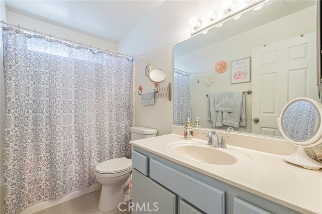43840 Bobby Jones Drive, Lancaster CA: https://media.crmls.org/medias/2c7990af-0a25-4b83-93cc-28af536c37b6.jpg