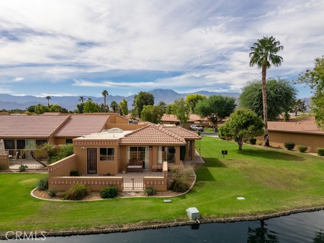 Detail Gallery Image 2 of 45 For 82176 Bergman Dr, Indio,  CA 92201 - 2 Beds | 2 Baths