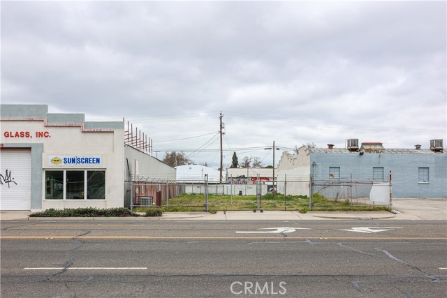 1616 Martin Luther King Jr Way, Merced, California 95340, ,Commercial Lease,For Rent,1616 Martin Luther King Jr Way,CRMC24045105