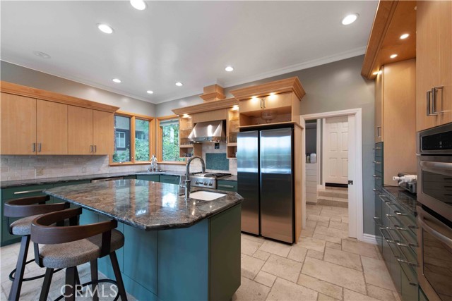1525 Ramona Drive, Camarillo CA: https://media.crmls.org/medias/2c7b4ed3-f03e-4aba-b69e-4dcf4fcfaf49.jpg