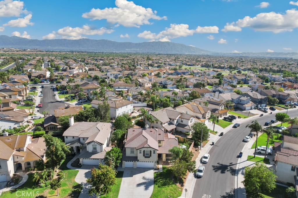 MLS #OC25166574 img 30