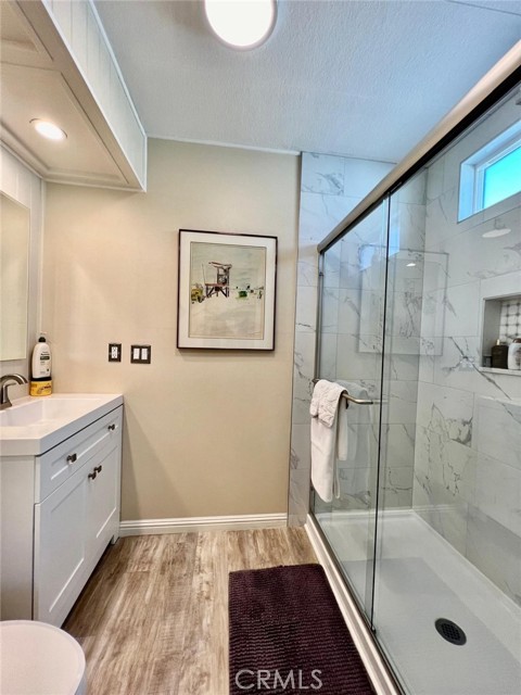 Image 4 of 45 For 215 Clearlake Circle 215