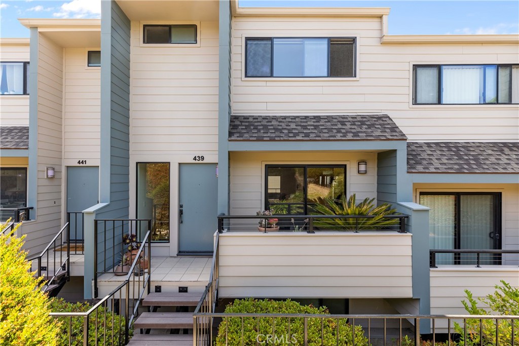 439 Camino De Las Colinas