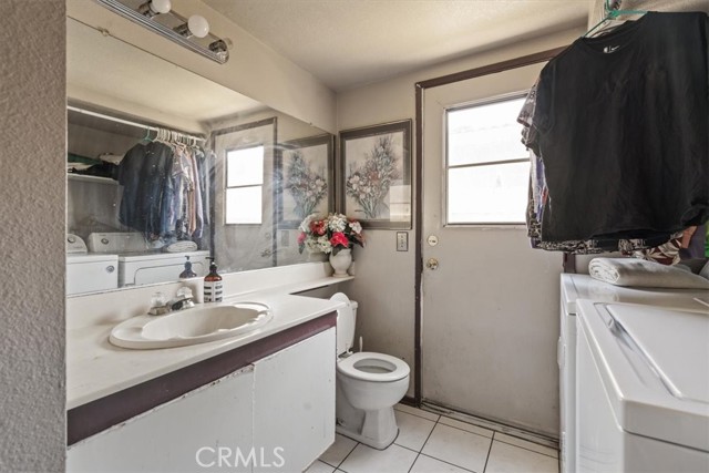 Detail Gallery Image 10 of 28 For 11921 Wild Flax Ln, Moreno Valley,  CA 92557 - 3 Beds | 2/1 Baths