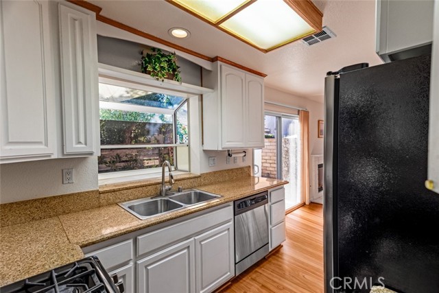 Detail Gallery Image 13 of 32 For 248 Sundance Ct, Azusa,  CA 91702 - 3 Beds | 3 Baths