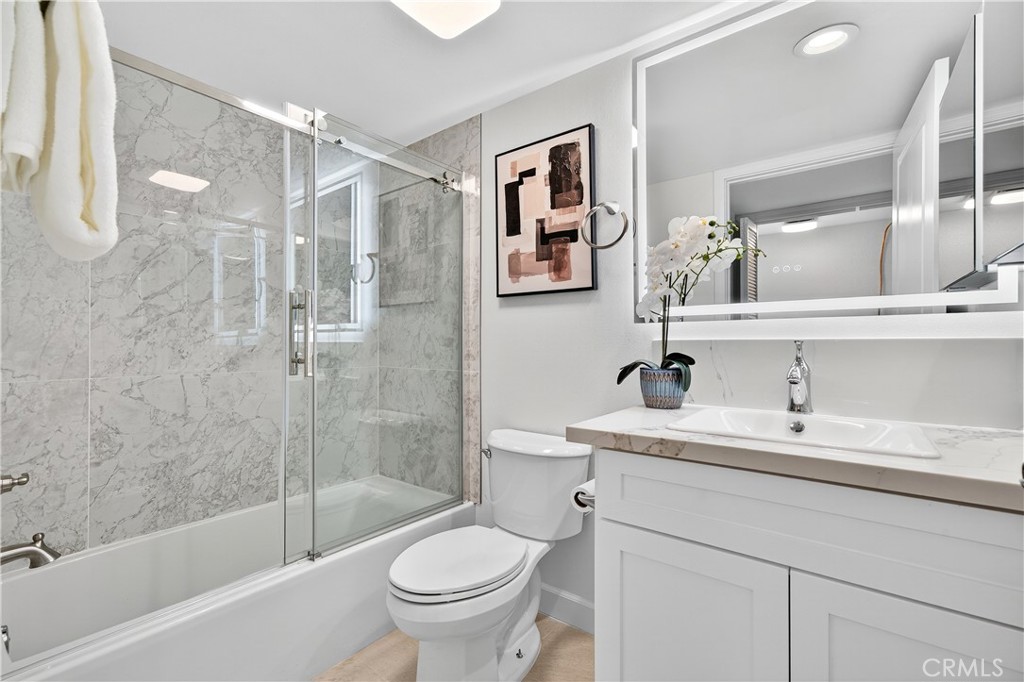 MLS #OC25250149 image #27