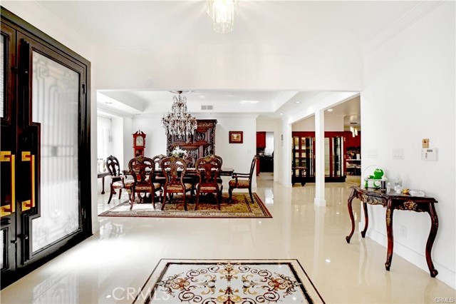 22329 Plummer Street, Chatsworth CA: https://media.crmls.org/medias/2c7e7260-97a7-4182-98d6-322f412c36a2.jpg