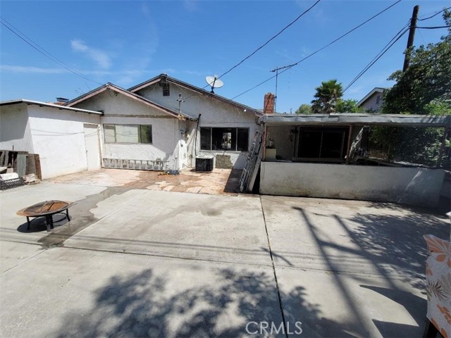 3030 E Valley View Avenue, West Covina CA: https://media.crmls.org/medias/2c7e7744-3a3f-427a-8d1c-dd12577ebe19.jpg