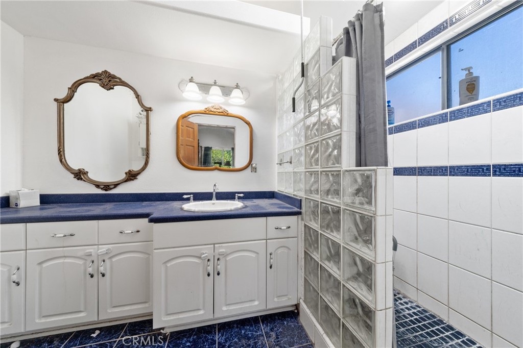 2C7F31A2 E8Ce 438F 8F05 0787B7942Cce 5944 Blackthorne, Lakewood, Ca 90712 &Lt;Span Style='BackgroundColor:transparent;Padding:0Px;'&Gt; &Lt;Small&Gt; &Lt;I&Gt; &Lt;/I&Gt; &Lt;/Small&Gt;&Lt;/Span&Gt;