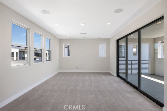 173 Creation, Irvine CA: https://media.crmls.org/medias/2c7f932b-83fc-4a76-9f89-da4d35d44843.jpg