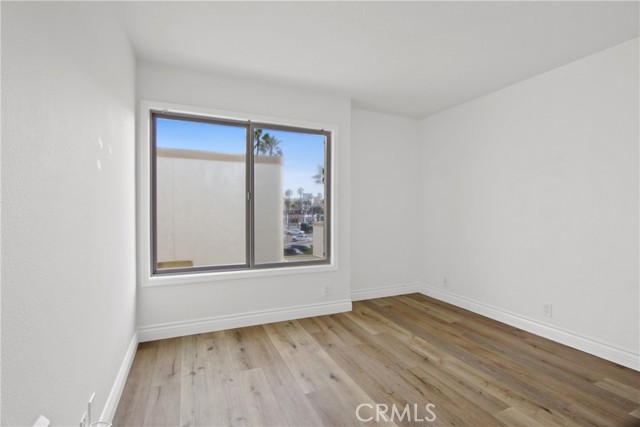 Detail Gallery Image 10 of 25 For 711 Pacific Coast #426,  Huntington Beach,  CA 92648 - 2 Beds | 1/1 Baths