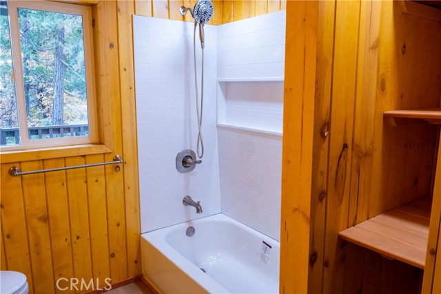 Detail Gallery Image 22 of 39 For 53915 Road 432, Bass Lake,  CA 93604 - 2 Beds | 3/1 Baths