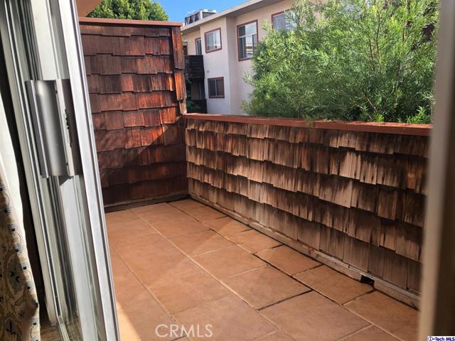 5414 Newcastle Avenue, Encino, California 91316, 1 Bedroom Bedrooms, ,1 BathroomBathrooms,Condominium,For Sale,Newcastle,320004764