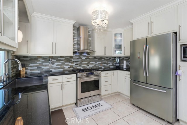 1725 Trinity Loop, Ontario CA: https://media.crmls.org/medias/2c819515-0285-4097-a566-08cceb658c13.jpg