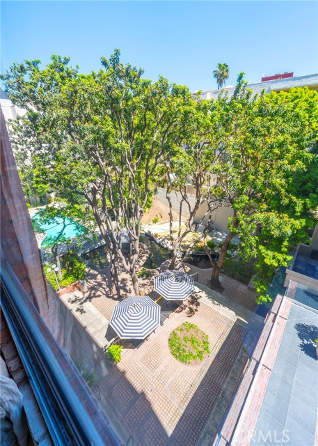 Detail Gallery Image 24 of 42 For 1440 Veteran Ave #403,  Los Angeles,  CA 90024 - 1 Beds | 1 Baths