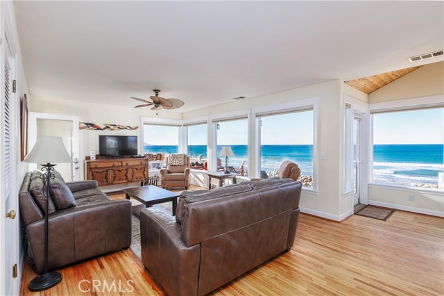 Detail Gallery Image 11 of 54 For 2850 Studio, Cayucos,  CA 93430 - 3 Beds | 2 Baths