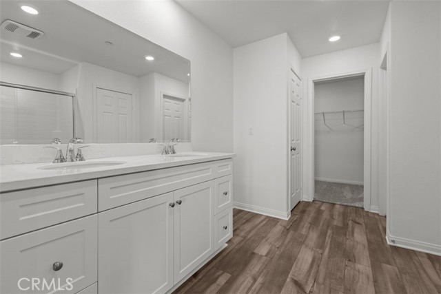4281 S Hermosa Paseo, Ontario CA: https://media.crmls.org/medias/2c823ef7-456f-4bf7-a01c-dfb9cd044544.jpg