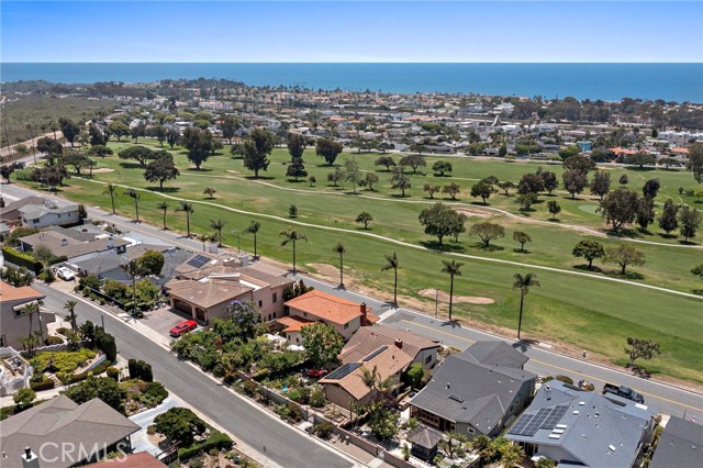 318 Avenida Santa Margarita, San Clemente CA: https://media.crmls.org/medias/2c8368d7-88a7-43ba-b303-8fc12f5d41cc.jpg
