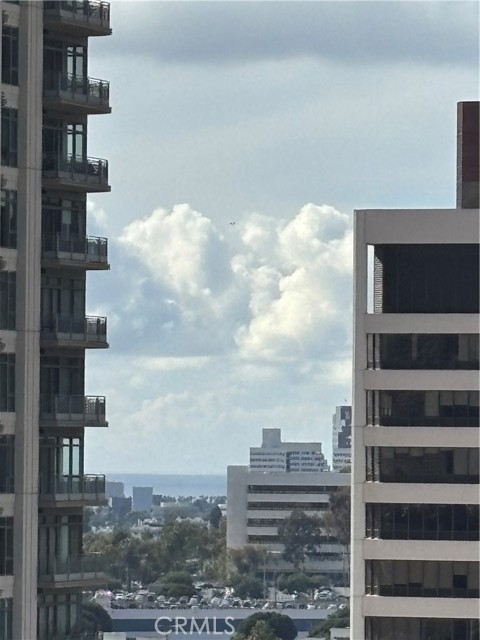 Detail Gallery Image 28 of 28 For 10751 Wilshire Bld #1405,  Los Angeles,  CA 90024 - 1 Beds | 2 Baths