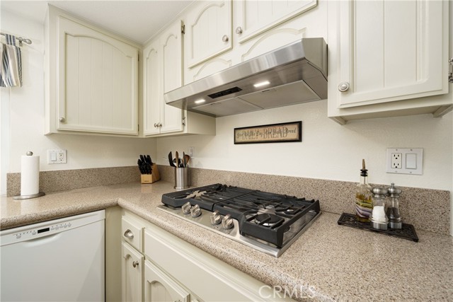Detail Gallery Image 16 of 40 For 24772 Weyburn, Laguna Hills,  CA 92653 - 4 Beds | 2/1 Baths